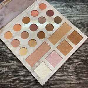 BH Cosmetics Carli Bybel Deluxe palette (never used)